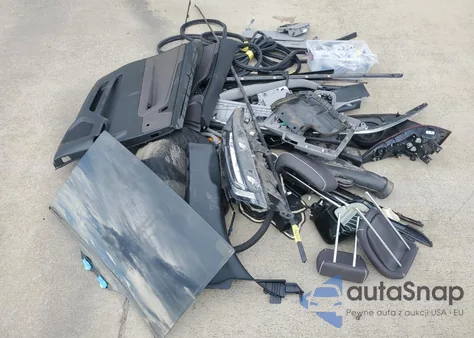 2022 Honda Odyssey Elite z USA, uszkodzony, nr VIN 5FNRL6H99NB023466